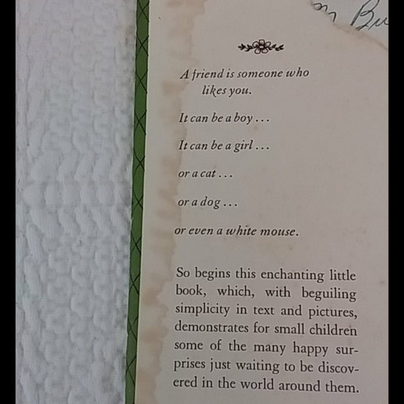 First Edition Joan Walsh Anglund Hardback - Picture 2 of 8